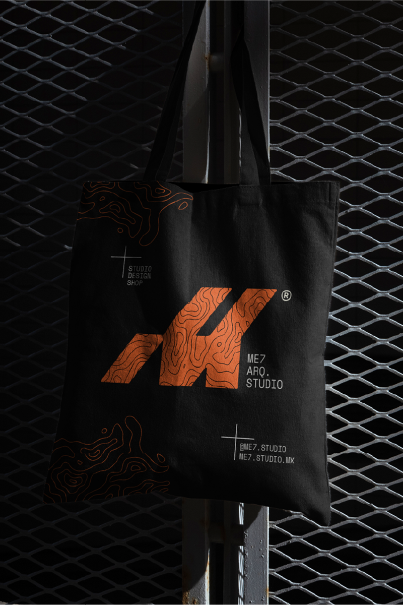 TOTE BAG - BLACK